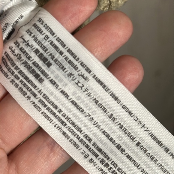 Abercrombie & Fitch Tan Chunky Knit Oversized Turtleneck Sweater Size Small - Picture 4 of 4